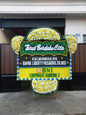 Papan Bunga Duka di Lolowau