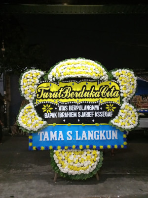 Papan Bunga Duka di Lolowau