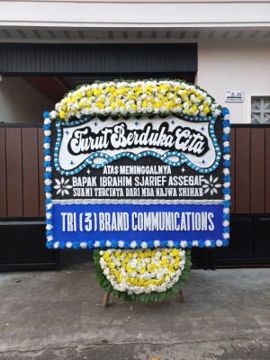 Papan Bunga Duka di Lolowau
